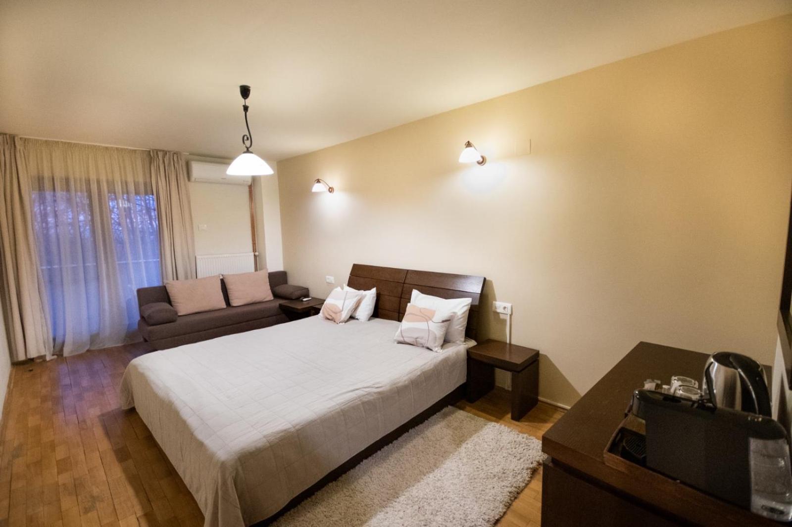 Cetatuia Hotell Măgura Eksteriør bilde