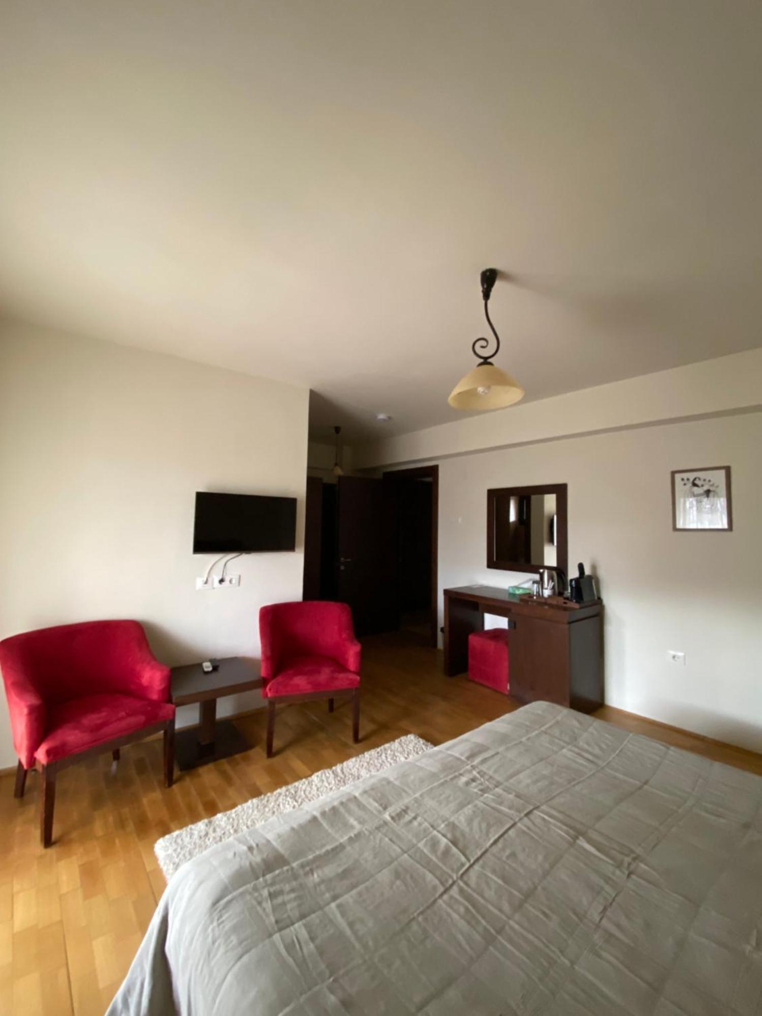 Cetatuia Hotell Măgura Eksteriør bilde