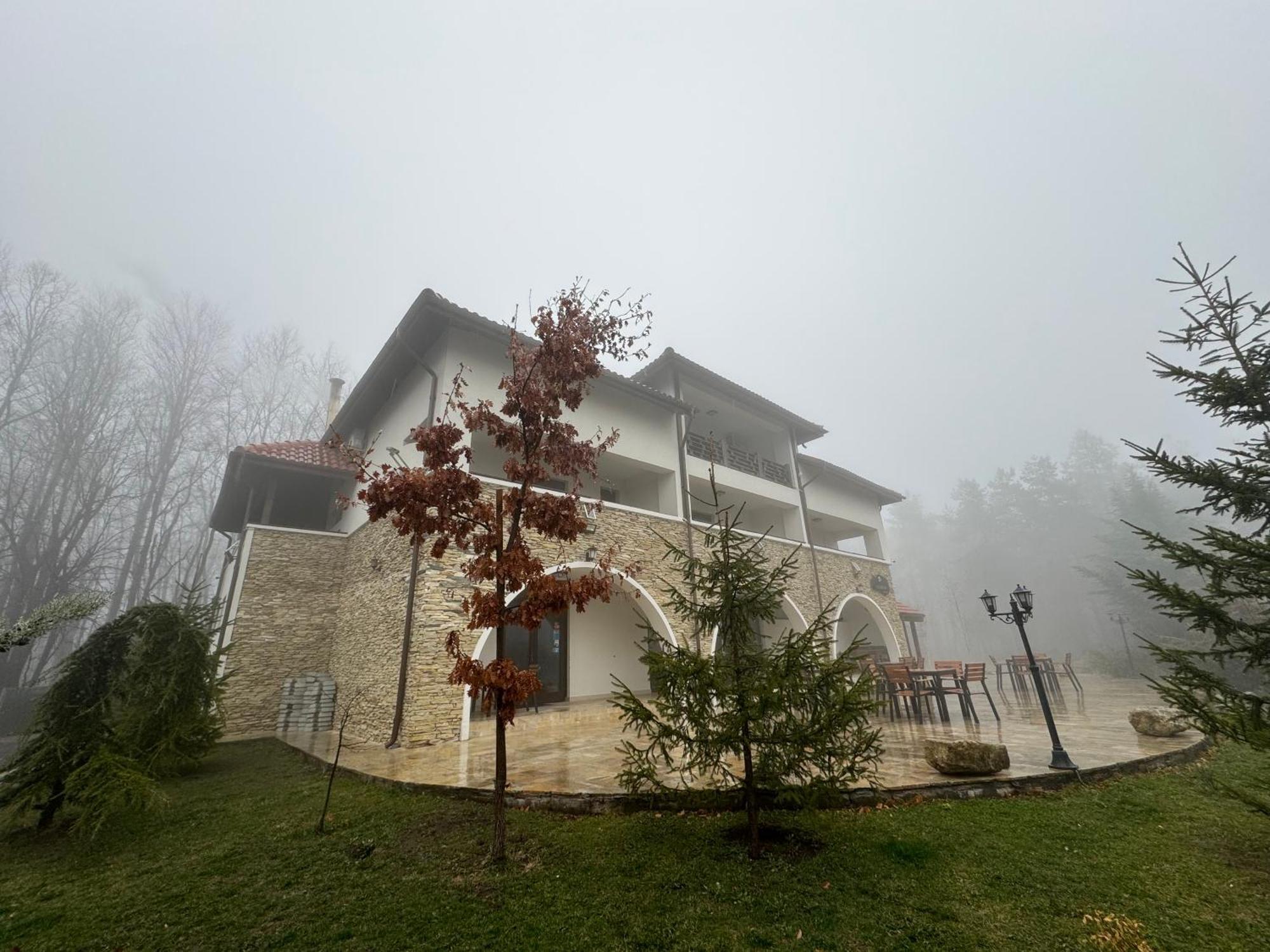 Cetatuia Hotell Măgura Eksteriør bilde