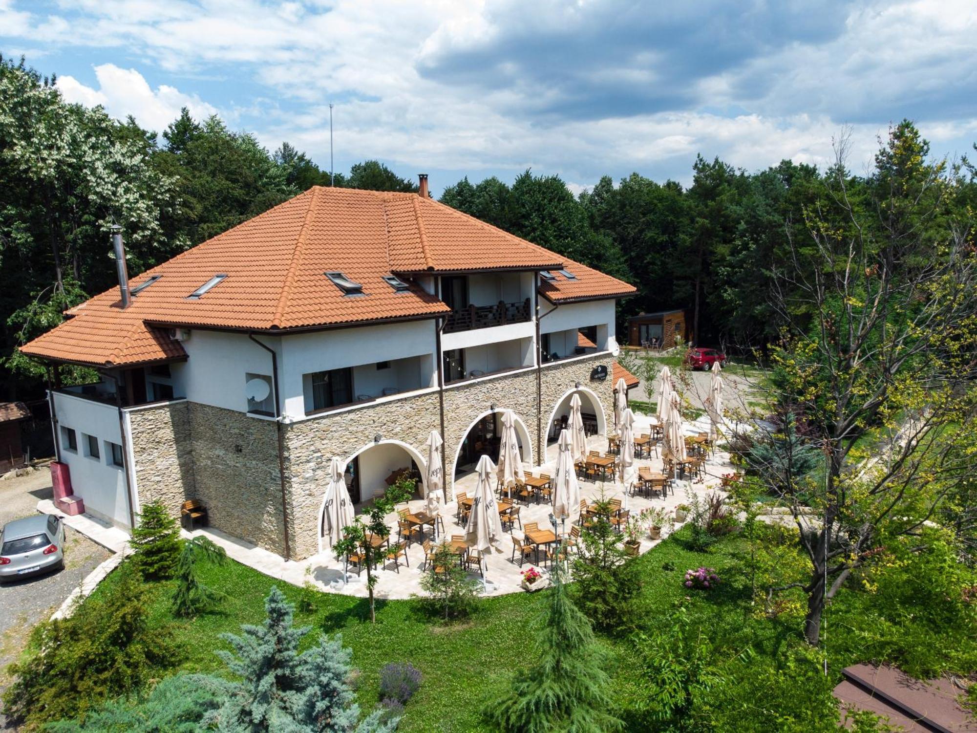 Cetatuia Hotell Măgura Eksteriør bilde