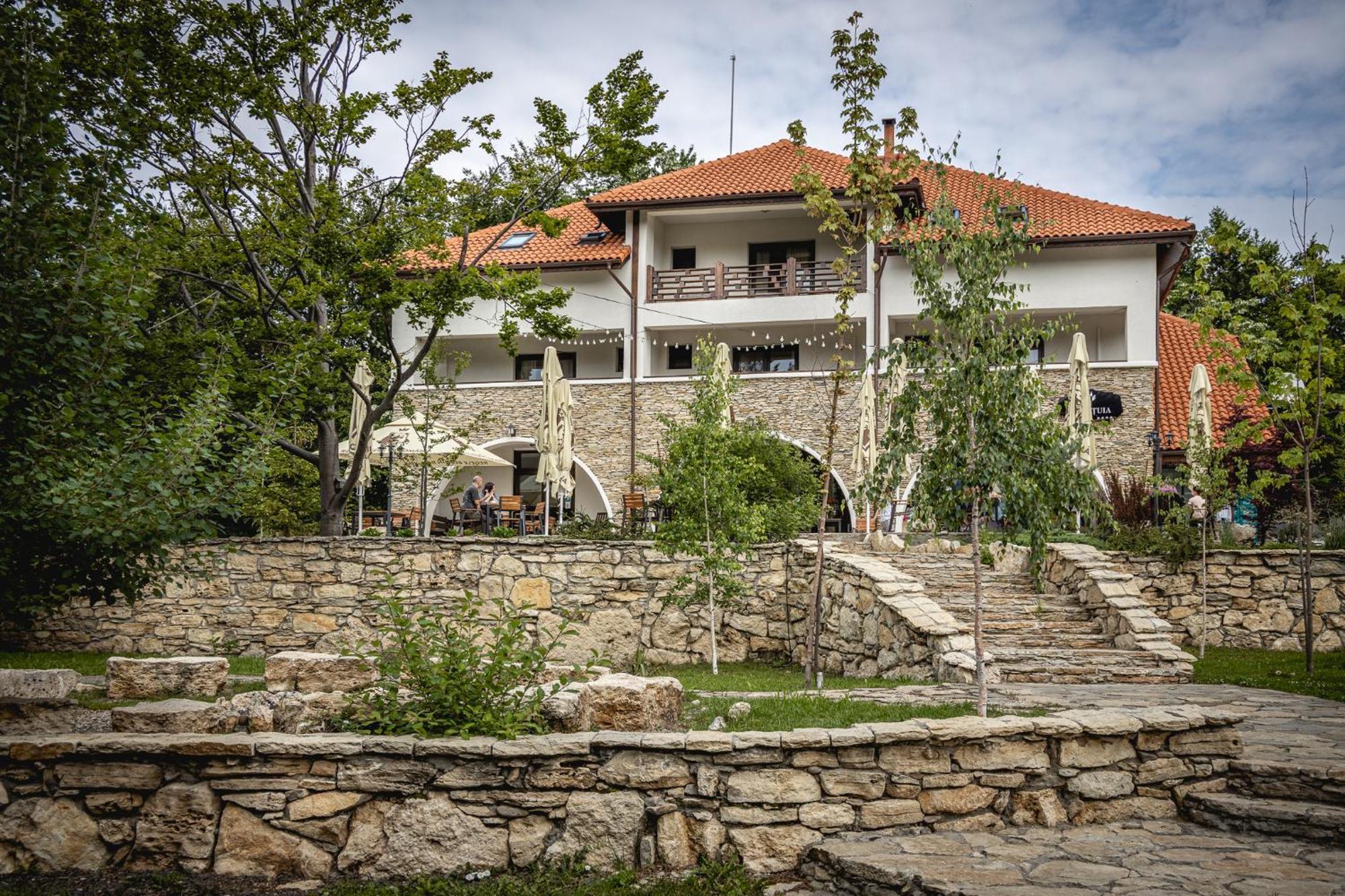 Cetatuia Hotell Măgura Eksteriør bilde